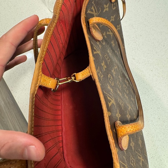 Louis Vuitton Neverfull MM Monogram Red Interior! - Picture 13 of 15